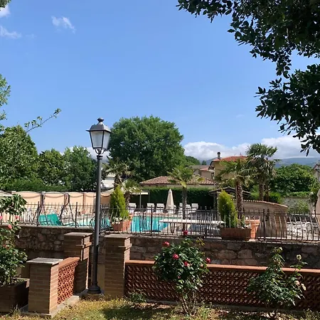 Residenza Le Querce Trilocale * Fossato di Vico