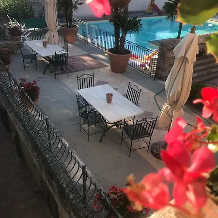 Residenza Le Querce Trilocale Semesterbostad Fossato di Vico